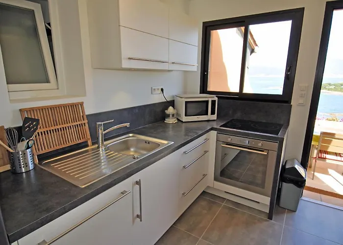 Douceur Du Soir - Duplex 45m2 - Terrasse - Jardinet - Wifi Fibre - A Pied *