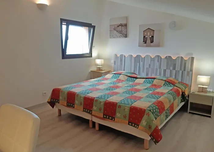 Douceur Du Soir - Duplex 45m2 - Terrasse - Jardinet - Wifi Fibre - A Pied