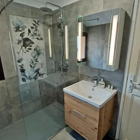 Lejlighed Douceur Du Soir - Duplex 45m2 - Terrasse - Jardinet - Wifi Fibre - A Pied Porticcio (Corsica)