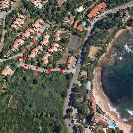 Douceur Du Soir - Duplex 45m2 - Terrasse - Jardinet - Wifi Fibre - A Pied * Porticcio (Corsica)