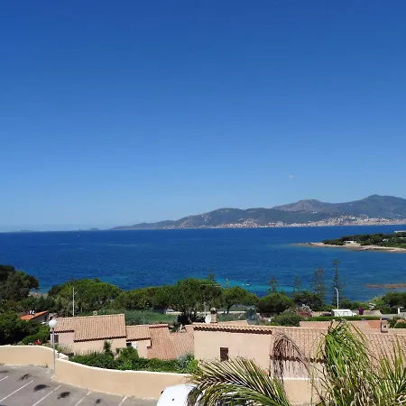 Lejlighed Douceur Du Soir - Duplex 45m2 - Terrasse - Jardinet - Wifi Fibre - A Pied Porticcio (Corsica)