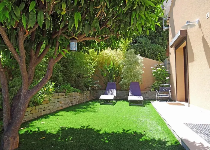 Douceur Du Soir - Duplex 45m2 - Terrasse - Jardinet - Wifi Fibre - A Pied Porticcio (Corsica)